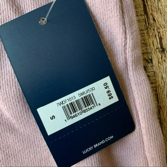 Lucky brand womens size small don’t worry be lucky pink crop top hoodie - Picture 4 of 10